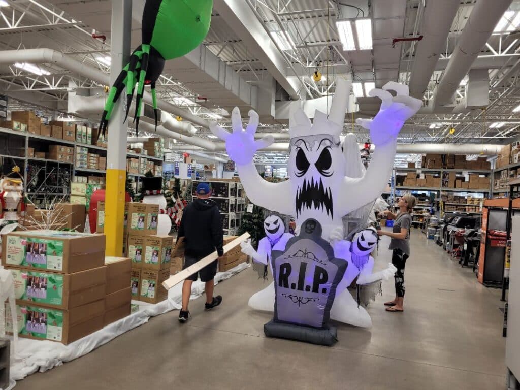 lowes seasonal items