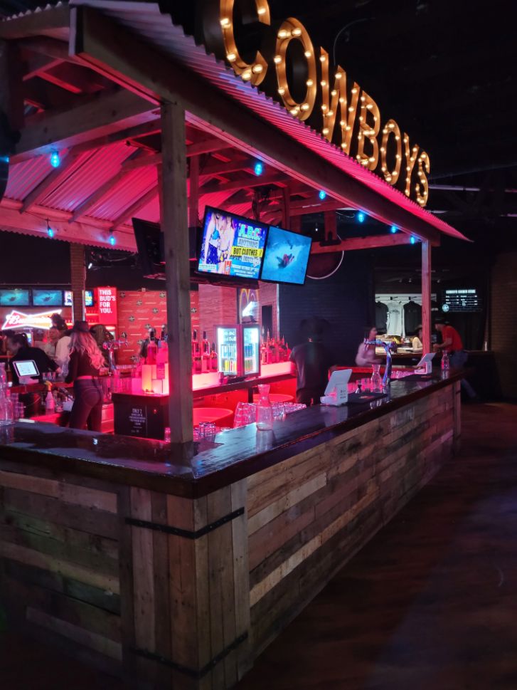 cowboys dance bar